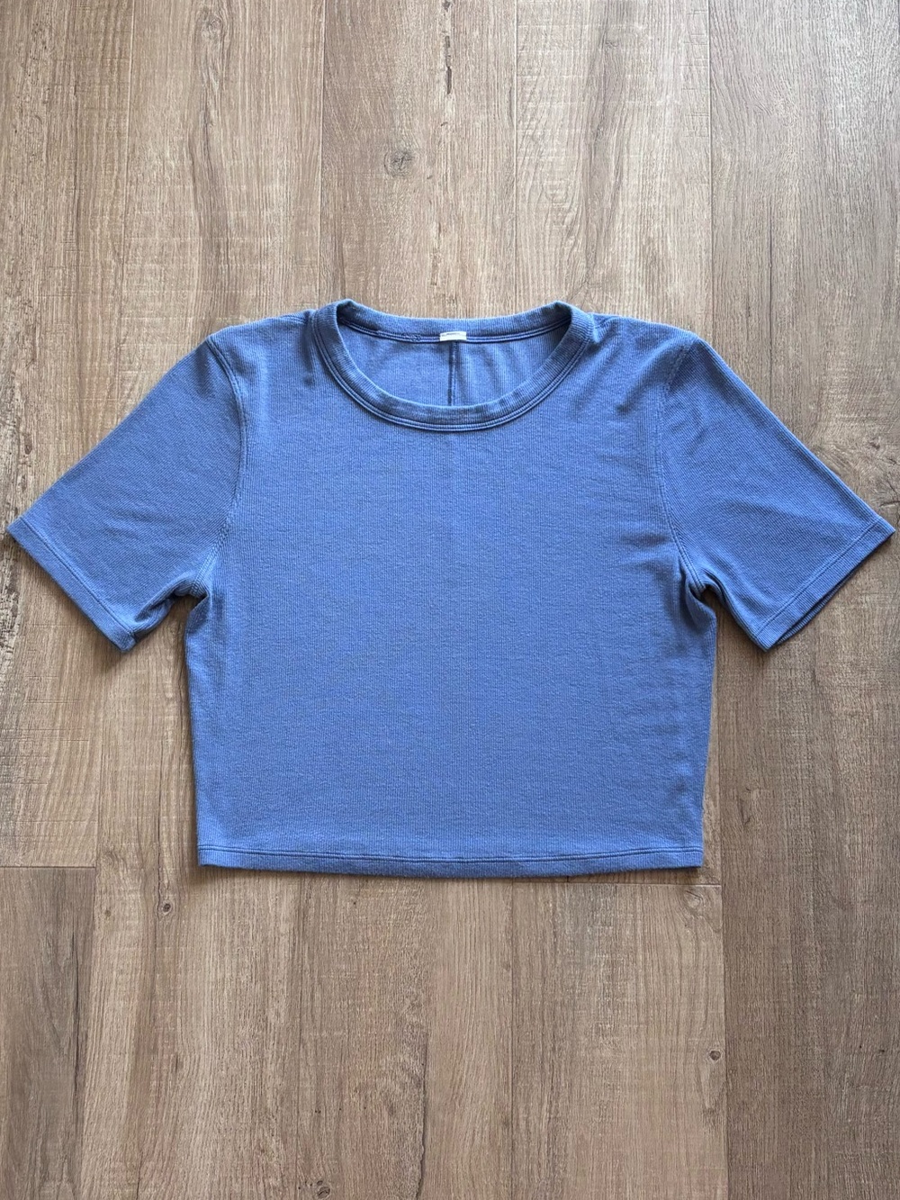 Lululemon Hold Tight Straight Hem Cropped T-Shirt in Blue